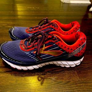 Brooks Ghost 9 Red, White and Blue Release